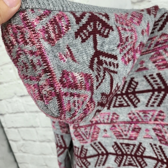 American Eagle Aztec Hooded Pullover Sweater Size Small FLAWED - Picture 6 of 16